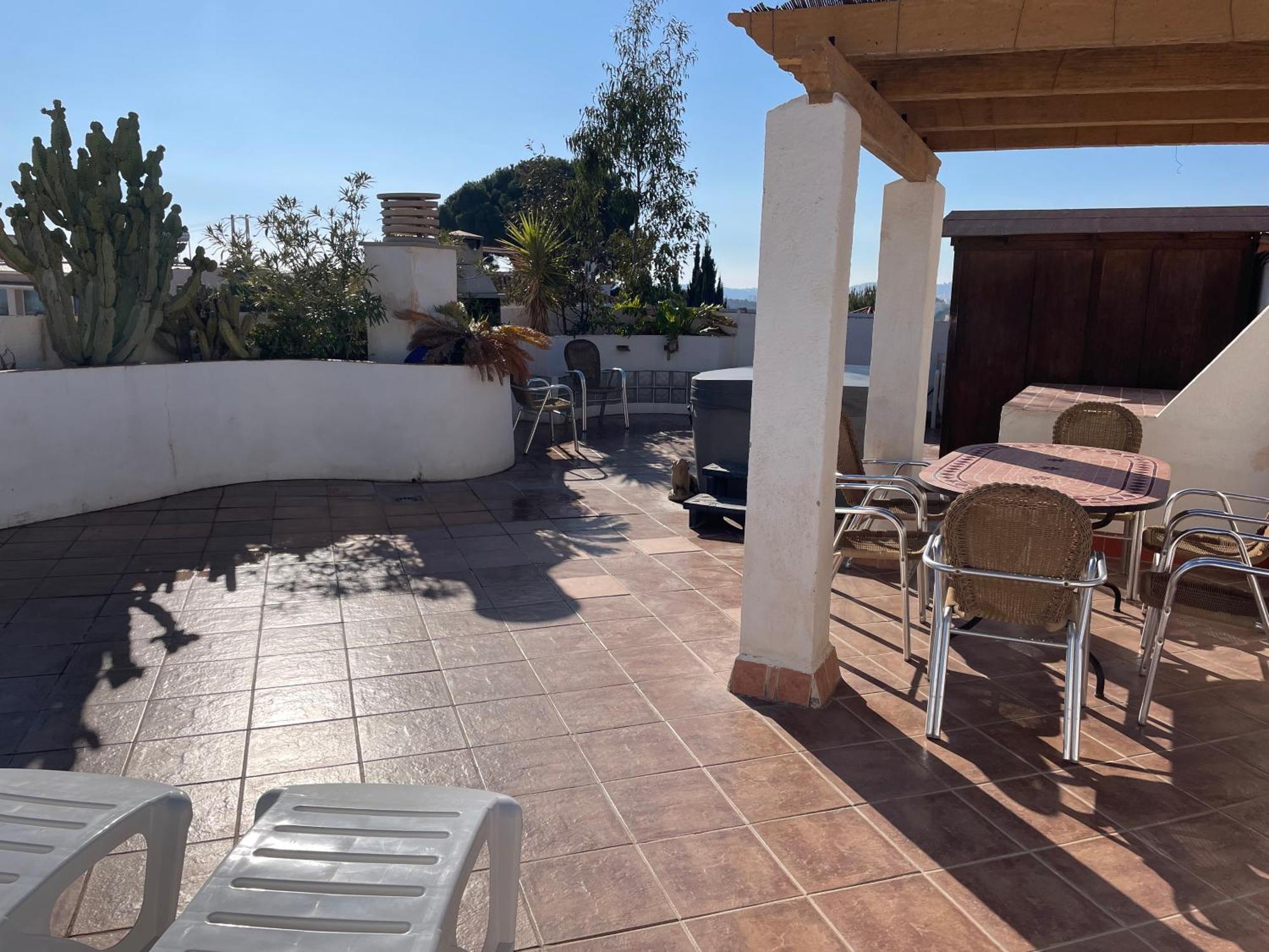 Penthouse With Private Roof Terrace And Jacuzzi Apartment Fuengirola Exterior photo